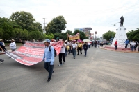 Miércoles 4 de septiembre del 2013. Tuxtla Gutiérrez. Con fuertes consignas para los medios de comunicación se cumplen seis días del paro magisterial en la capital del estado de Chiapas.