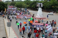 Miércoles 4 de septiembre del 2013. Tuxtla Gutiérrez. Con fuertes consignas para los medios de comunicación se cumplen seis días del paro magisterial en la capital del estado de Chiapas.