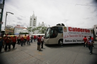 Maestros sindicalistas y trabajadores de salud se manifiestan esta mañana en las ciudades de San Cristóbal de las Casas, Comitán y Tuxtla, donde realizan bloqueos y cierre de avenidas y carreteras, así como la toma de instalaciones de CFe.