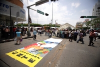 Militantes magisteriales continúan el bloqueo del primer cuadro de la ciudad de Tuxtla