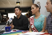 Martes 10 de diciembre del 2013. Tuxtla Gutiérrez. Rueda de prensa durante el día internacional de Los Derechos Humanos esta mañana donde el abogado Diego Cadenas habla sobre la propuesta ciudadana sobre  DERECHO AL MATRIMONIO SIN DISCRIMINACION POR RAZON