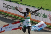Domingo 13 de septiembre del 2015. Tuxtla Gutiérrez. El Maratón Internacional Chiapas 2015 se lleva a cabo esta mañana en las avenidas principales de la capital de este estado del sureste de México.