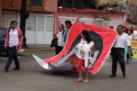 Domingo 5 de mayo del 2016. Tuxtla Gutiérrez. Los padres de familia que apoyan al movimiento magisterial marchan este día por diferentes puntos de la capital de Chiapas.