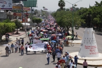 Sábado 10 de septiembre del 2016. Tuxtla Gutiérrez. La marcha de este día anuncia la continuación de las protestas y plantones dentro del Movimiento magisterial en Chiapas a pesar del reinicio de clases en el sureste de México.