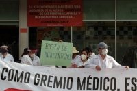 Martes 28 de julio del 2020. Tuxtla Gutiérrez. Esta mañana da inicio la jornada de protestas del Sector Salud con una marcha a favor del médico del ISSTECH preso en días pasados.