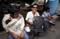 Domingo 27 de mayo del 2012. Tuxtla Gutiérrez, Chiapas. Grupos de estudiantes y jóvenes tuxtlecos se manifiestan este medio día en contra los asesinatos de mujeres en Chiapas y se organizan en el movimiento #123 Chiapas.
