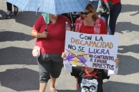 Martes 20 de noviembre del 2013. Tuxtla Gutiérrez.  Durante la manifestación en conmemorativa del día de la revolución, el movimiento magisterial realiza una marcha desde el crucero de La Pochota, con la singularidad que los contingentes juveniles protago