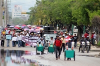 Miércoles 10 de junio del 2015. Tuxtla Gutiérrez. Aspectos de la marcha del movimiento magisterial de este día.
