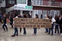 Miércoles 22 de octubre del 2014. Tuxtla Gutiérrez. Estudiantes y maestros se manifiestan marchando esta tarde en el oriente norte de la capital del estado de Chiapas en solidaridad por las familias de los desaparecidos de Ayotzinapa.