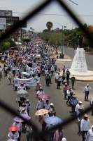 Domingo 15 de mayo del 2016. Tuxtla Gutiérrez. La marcha del movimiento magisterial al inicio del paro nacional en Chiapas.