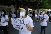 20210129. Tuxtla G. Estudiantes de la Facultad de Medicina Humana de la UNACH protestan por la muerte de la joven ocurrido en Salto de Agua Chiapas.