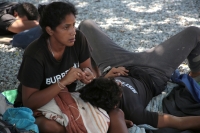 20230627. Tuxtla. Migrantes Venezolanos pernoctan en el Parque del 5 de Mayo.