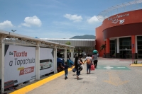 20230722. Tuxtla. Migrantes de Venezuela llegan a las terminales en donde pasan varios dÃ­as intentando continuar el viaje hacia el norte del paÃ­s.