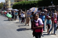 Martes 17 de febrero del 2015. Tuxtla Gutiérrez. Habitantes de las colonias controladas por el MOCRI en la capital del estado de Chiapas, marchan este medio día en las principales avenidas de esta ciudad para exigir regularización de los predios y asentam