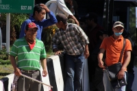 Jueves 31 de octubre del 2013. Chiapa de Corzo. La PFP interviene en la caseta de cobro de la autopista entre San Cristóbal y Tuxtla Gutiérrez, donde un grupo de jóvenes y campesinos mantenían tomadas las instalaciones en pugna con el movimiento magisteri