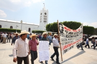 Miércoles 11 de abril del 2012. La MOCRI a la calles con palos y tubos.