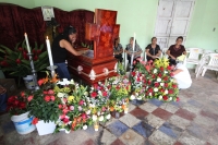 Lunes 11 de junio del 2012. Villaflores, Chiapas. Un brigadista del PAN fue ultimado a balazos esta madrugada y es velado en la comunidad Revolución Mexicana, mientras que en la casa del candidato del PRI sindicado como autor del crimen esperan autoridade