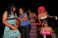 Domingo 1 de noviembre del 2015. Tuxtla Gutiérrez. Los Jóvenes de la comunidad Copoya bailan y gritan en las calles de esta localidad ubicada en las cercanías de la capital del estado de Chiapas intentando despertar a los muertos en lo que llaman la Danza Domingo 1 de noviembre del 2015. Tuxtla Gutiérrez. Los Jóvenes de la comunidad Copoya bailan y gritan en las calles de esta localidad ubicada en las cercanías de la capital del estado de Chiapas intentando despertar a los muertos en lo que llaman la Danza