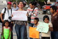 Miércoles 19 de octubre del 2016. Tuxtla Gutiérrez. Grupos feministas se manifiestan esta tarde dentro de las actividades del Paro Nacional de Mujeres buscando justicia para las víctimas de transfeminicidios y feminicidios en México