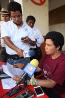 Martes 11 de febrero del 2014. Tuxtla Gutiérrez, Chis. Arte Acción y el colectivo en Chiapas para la Libertad de Yakiri dan a conocer las jornadas de actividades que se llevaran a cabo en los próximos dÃas para exigir a las autoridades la pronta liberaci Martes 11 de febrero del 2014. Tuxtla Gutiérrez, Chis. Arte Acción y el colectivo en Chiapas para la Libertad de Yakiri dan a conocer las jornadas de actividades que se llevaran a cabo en los próximos dÃas para exigir a las autoridades la pronta liberaci