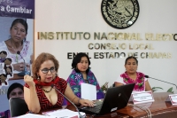 Jueves 14 de mayo del 2015. Tuxtla Gutiérrez. Las mujeres indígenas presentan ante el INE y a los candidatos de las regiones de los altos, sierra, frontera y norte a escuchar las propuestas por los derechos y participación de género en el proceso electora