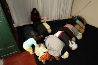 Lunes 6 de julio del 2015. San Cristóbal de las Casas. La comunidad Islámica Ahmadia de la Mezquita Baitul Atta, conformada con familias indígenas de los altos de Chiapas, celebran la tercera semana del Ramadán en la humilde construcción de la zona norte 