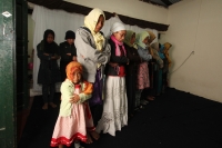 Lunes 6 de julio del 2015. San Cristóbal de las Casas. La comunidad Islámica Ahmadia de la Mezquita Baitul Atta, conformada con familias indígenas de los altos de Chiapas, celebran la tercera semana del Ramadán en la humilde construcción de la zona norte 