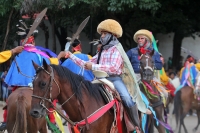 Sábado 8 de agosto del 2015. Chiapa de Corzo. Los Alférez y Naguares recorren las calles de la comunidad ribereña y culminan en recorrido en la representación de las batallas y luchas de las comunidades indígenas de la depresión central de Chiapas durante