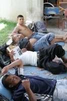 Varios jóvenes originarios de Nicaragua permanecen en el Albergue para Migrantes en la ciudad de Arriaga, donde denuncian los atropellos a sus derechos humanos por las autoridades del INM en la ciudad de Tapachula, donde varios de ellos protagonizaron una