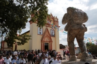 20231214. Chiapa de Corzo. Develación de la estatua conmemorativa del Niño Florero en la Iglesia del Calvario.