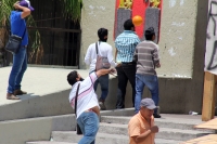 Martes 26 de mayo del 2015. Tuxtla Gutiérrez. Estudiantes normalistas de Chiapas realizan protestas este medio día en la plaza central de esta ciudad.
