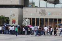 Martes 26 de mayo del 2015. Tuxtla Gutiérrez. Estudiantes normalistas de Chiapas realizan protestas este medio día en la plaza central de esta ciudad.