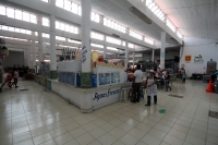 Miércoles 26 de julio del 2017. Tuxtla Gutiérrez. Oficios perdidos en los mercados. Los locales del mercado 20 de noviembre se mantienen cerrados salvo por algún puesto de flores y las tÃpicas pozolerias que sobreviven en pleno centro de la ciudad. Miércoles 26 de julio del 2017. Tuxtla Gutiérrez. Oficios perdidos en los mercados. Los locales del mercado 20 de noviembre se mantienen cerrados salvo por algún puesto de flores y las tÃpicas pozolerias que sobreviven en pleno centro de la ciudad.