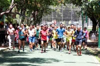 Domingo 25 de agosto del 2019. Tuxtla Gutiérrez. Don Oscar de los Santos corre por 24 horas seguidas durante su ejercicio de preparación en Parque Recreativo Caña Hueca