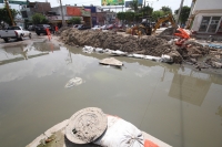Lunes 16 de junio del 2014. Tuxtla Gutiérrez. Habitantes de las cercanías de la 13 oriente y Avenida Central hablan sobre las afectaciones sufridas durante 7 meses que las obras de reconstrucción fueran iniciadas con lo que comercios y casas habitación pe