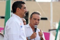 Lunes 20 de julio del 2015. Tuxtla Gutiérrez. Paco Rojas Toledo, candidato del PAN al ayuntamiento de Tuxtla Gutiérrez, durante el mitin de esta tarde habla sobre el desarrollo del proceso electoral y la defensa del voto en la capital del estado de Chiapa