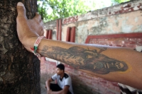 Viernes 29 de agosto del 2014. Tuxtla Gutiérrez. El Centro de Rehabilitación contra las Adicciones Juan Sabines Guerrero AC es desalojado de sus instalaciones este medio día por lo que los convalecientes interrumpen los tratamientos de rehabilitación.