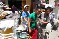 Viernes 29 de agosto del 2014. Tuxtla Gutiérrez. El Centro de Rehabilitación contra las Adicciones Juan Sabines Guerrero AC es desalojado de sus instalaciones este medio día por lo que los convalecientes interrumpen los tratamientos de rehabilitación.