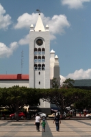 Domingo 7 de julio del 2019. Tuxtla Gutiérrez. El aspecto tranquilo de la plaza central de la ciudad invita a los paseos familiares durante este fin de semana.