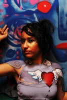 Sábado 30 de abril. UN grupo de jóvenes creadores presenta su propuesta en peinados y body paint en un conocido centro nocturno de la ciudad.