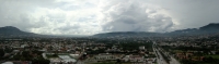 Foto/Juan Carlos Calderón. Tuxtla Gutiérrez. Aspectos de la capital de Chiapas durante esta tarde lluviosa.