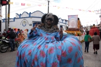 Jueves 22 de septiembre del 2016. San Cristóbal de las Casas. Los pintorescos personajes que en procesión acompañan a la virgen de la Merced por las calles durante el anuncio de las fiestas patronales llenado de colorido  esta colonial ciudad del sureste 