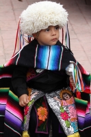 Miércoles 15 de enero del 2014. Chiapa de Corzo. Esta mañana da inicio al tradicional recorrido de Los Parachicos donde estos personajes vestidos con sarapes y mascaras de madera bailan y gritan vivas a los Patronos de esta comunidad de la Ribera del Rio 