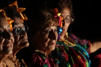 Miércoles 4 de enero del 2016. Chiapa de Corzo. Esta noche la comunidad de Chiapa de Corzo le brinda el reconocimiento a “Los Parachicos y Chiapanecas de Antaño” a quienes han bailado durante décadas en los tradicionales festejos de la Fiesta de Enero.