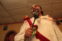 Domingo 24 de diciembre del 2017. Tuxtla Gutiérrez. La danza de los pastores es realizada de manera ceremonial por las familias de la comunidad Zoque acompañando el Nacimiento o Belén... Domingo 24 de diciembre del 2017. Tuxtla Gutiérrez. La danza de los pastores es realizada de manera ceremonial por las familias de la comunidad Zoque acompañando el Nacimiento o Belén...