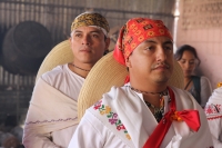 Viernes 6 de enero del 2016. Tuxtla Gutiérrez. La elaboración de los tamales de hoja de maíz, se elabora por las mujeres de la comunidad zoque mientras se lleva a cabo la Danza de los Pastores según la costumbre de la tradición zoque durante las celebraci