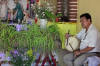 Viernes 6 de enero del 2016. Tuxtla Gutiérrez. La elaboración de los tamales de hoja de maíz, se elabora por las mujeres de la comunidad zoque mientras se lleva a cabo la Danza de los Pastores según la costumbre de la tradición zoque durante las celebraci