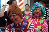 Lunes 8 de diciembre del 2014. Tuxtla Gutiérrez. Esta tarde los payasitos de Chiapas y de algunos estados del paÃs asà como representantes de Centroamérica se reúnen en el parque Morelos-Bicentenario para celebrar el DÃa del Payaso. Lunes 8 de diciembre del 2014. Tuxtla Gutiérrez. Esta tarde los payasitos de Chiapas y de algunos estados del paÃs asà como representantes de Centroamérica se reúnen en el parque Morelos-Bicentenario para celebrar el DÃa del Payaso.
