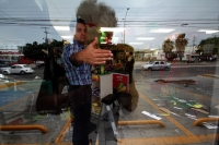 Lunes 29 de agosto del 2016. Tuxtla Gutiérrez. las pintas de carácter revolucionario de corte socialista son dejadas por los visitantes vespertinos en las tiendas OXXO del oriente de Tuxtla