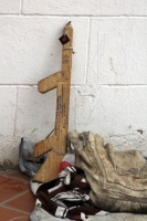 Viernes 3 de abril del 2015. Chiapa de Corzo. El conocido personaje aparece descansando en la Iglesia de Santo Domingo, después de abandonar las calles de Tuxtla.